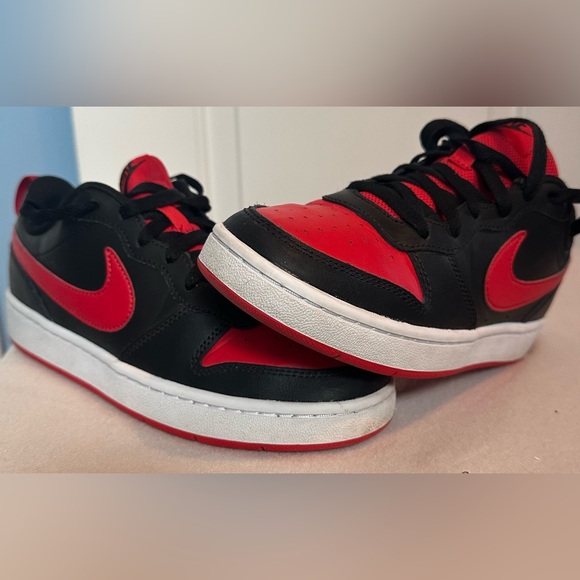 Nike Court Borough Low 2 - Boys 5.5 - Picture 3 of 8